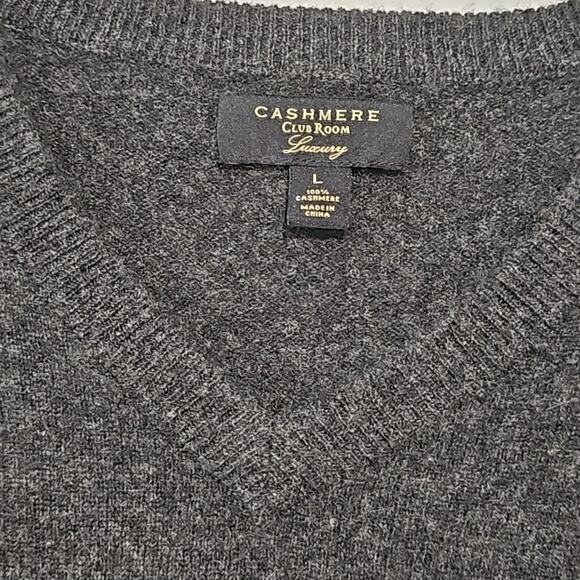Club Room Luxury 100% Cashmere dark Gray V-Neck Sweater Men’s Size L - Picture 2 of 4